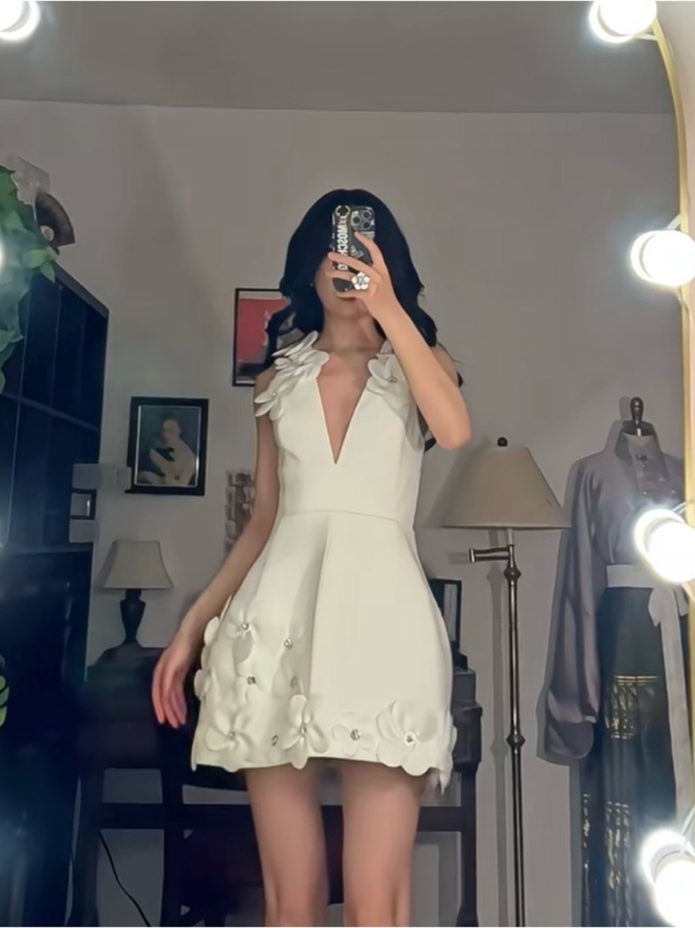 Bronx & Banco Estelle White Floral Appliqued Plunge Mini Dress M NWOT